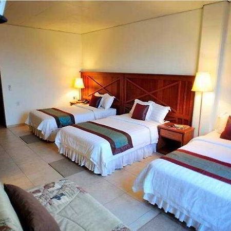 Spanhoek Boutique Hotel Парамарибо Номер фото
